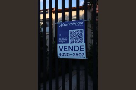 Casa à venda com 259m², 3 quartos e 6 vagasPlaca 