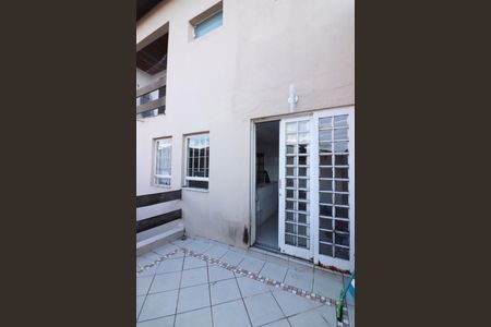 Casa à venda com 259m², 3 quartos e 6 vagasQuintal 