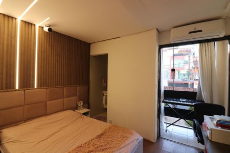 Casa à venda com 259m², 3 quartos e 6 vagasSuíte  3