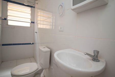 Casa para alugar com 100m², 2 quartos e sem vaga Casa para alugar com 100m², 2 quartos e sem vagaBanheiro