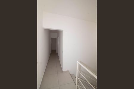 Casa para alugar com 100m², 2 quartos e sem vaga Casa para alugar com 100m², 2 quartos e sem vagaCorredor
