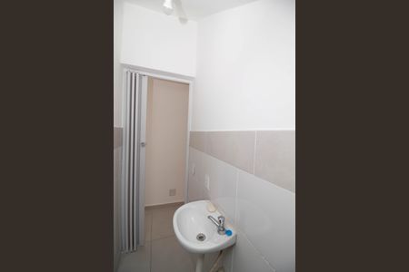 Casa para alugar com 100m², 2 quartos e sem vaga Casa para alugar com 100m², 2 quartos e sem vagaBanheiro