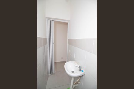 Casa para alugar com 100m², 2 quartos e sem vaga Casa para alugar com 100m², 2 quartos e sem vagaBanheiro