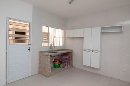 Casa para alugar com 100m², 2 quartos e sem vaga Casa para alugar com 100m², 2 quartos e sem vagaCozinha