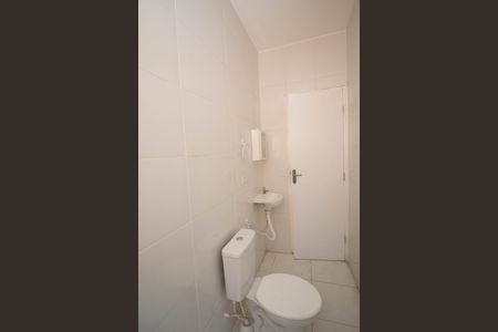 Casa para alugar com 100m², 2 quartos e sem vaga Casa para alugar com 100m², 2 quartos e sem vagaBanheiro