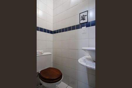 Casa à venda com 160m², 4 quartos e 1 vagaLavabo