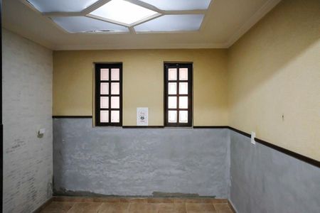 Casa à venda com 160m², 4 quartos e 1 vagaEscritório