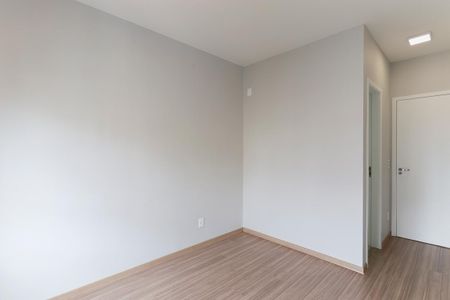 Apartamento à venda com 69m², 2 quartos e 2 vagasSuíte 2