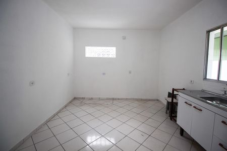Casa para alugar com 45m², 1 quarto e 1 vagaSala e Cozinha