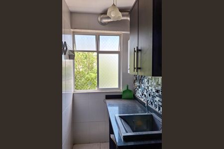 Apartamento à venda com 82m², 3 quartos e 1 vagaÁrea de Serviço