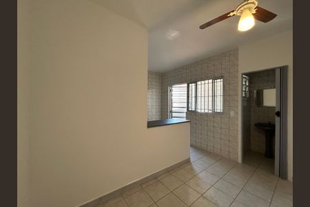 Casa para alugar com 33m², 1 quarto e sem vagaSala