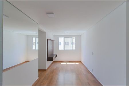 Apartamento para alugar com 41m², 2 quartos e sem vaga Apartamento para alugar com 41m², 2 quartos e sem vagaSala