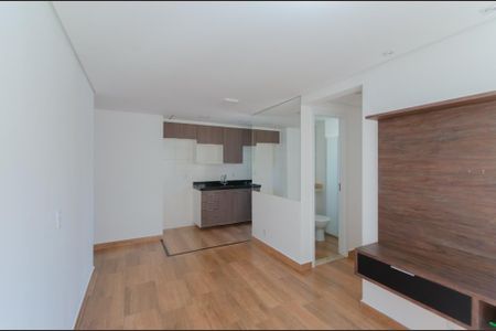 Apartamento para alugar com 41m², 2 quartos e sem vaga Apartamento para alugar com 41m², 2 quartos e sem vagaSala
