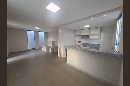 Casa à venda com 3 quartos, 500m² em Ovídeo Guerra, Lagoa Santa