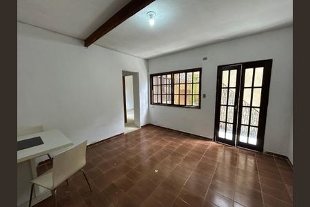 Sala de casa para alugar com 2 quartos, 50m² em Jardim Sulacap, Rio de Janeiro