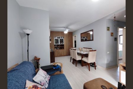 Apartamento à venda com 73m², 2 quartos e 1 vaga Apartamento à venda com 73m², 2 quartos e 1 vagaSala