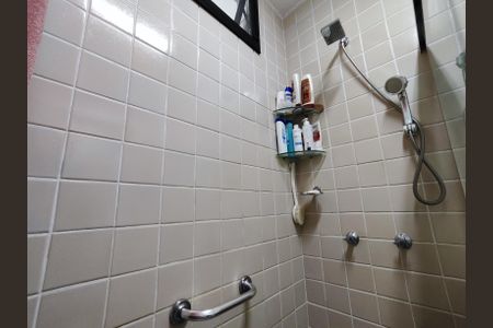 Apartamento à venda com 73m², 2 quartos e 1 vaga Apartamento à venda com 73m², 2 quartos e 1 vagaBanheiro