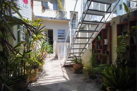 Apartamento à venda com 90m², 2 quartos e 1 vagaQuintal