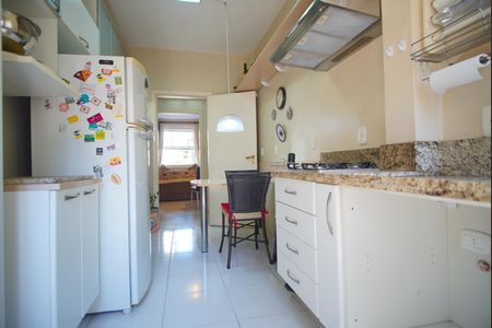 Apartamento à venda com 90m², 2 quartos e 1 vagaCozinha