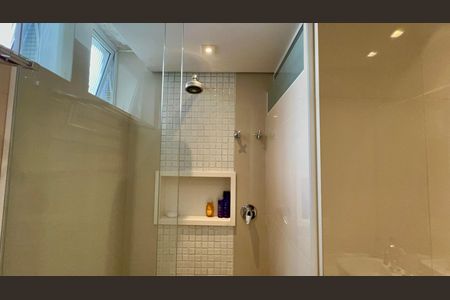 Apartamento à venda com 200m², 3 quartos e 2 vagasBanheiro da Suíte 1