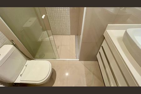 Apartamento à venda com 200m², 3 quartos e 2 vagasBanheiro da Suíte 2