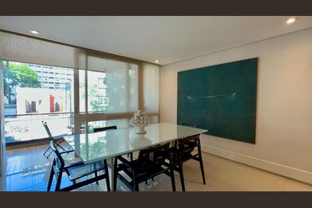 Apartamento à venda com 200m², 3 quartos e 2 vagasSala de Jantar