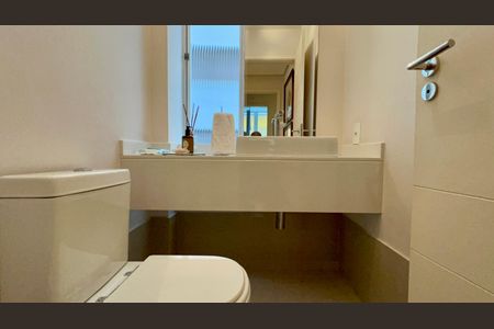 Apartamento à venda com 200m², 3 quartos e 2 vagasLavabo