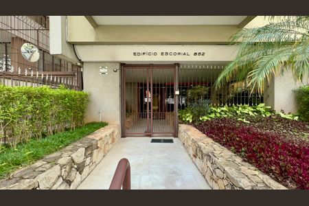 Apartamento à venda com 200m², 3 quartos e 2 vagasEntrada