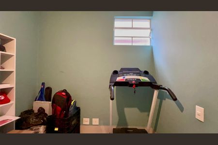 Apartamento à venda com 200m², 3 quartos e 2 vagasEscritório
