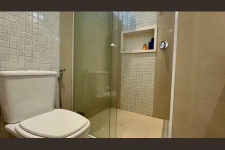 Apartamento à venda com 200m², 3 quartos e 2 vagasBanheiro da Suíte 1