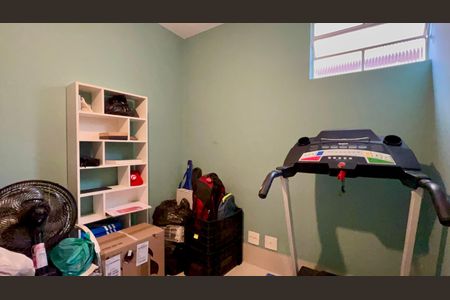 Apartamento à venda com 200m², 3 quartos e 2 vagasEscritório