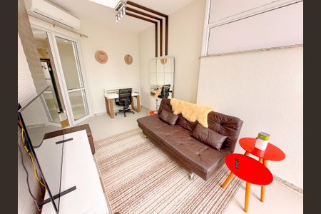 Sala de apartamento para alugar com 2 quartos, 110m² em Canasvieiras, Florianópolis
