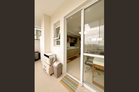 Apartamento para alugar com 110m², 2 quartos e 1 vagaÁrea de Serviço