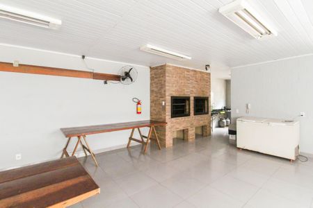 Apartamento para alugar com 47m², 2 quartos e 1 vaga Apartamento para alugar com 47m², 2 quartos e 1 vagaÁrea comum - Salão de festas