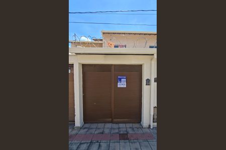 Casa à venda com 70m², 2 quartos e 1 vagaFachada / plaquinha: smua 42