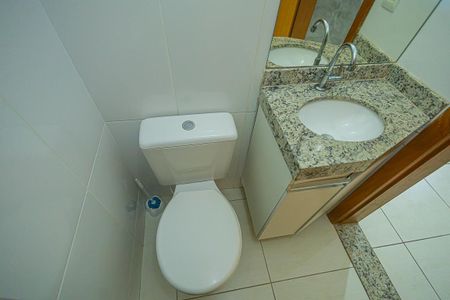 lavabo de casa à venda com 2 quartos, 70m² em Jardim Leblon, Belo Horizonte