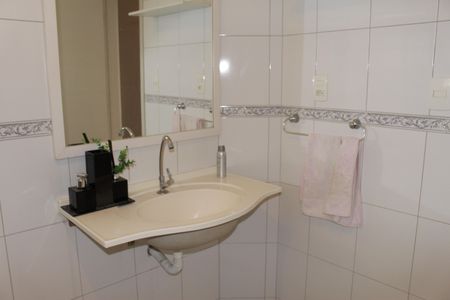 Apartamento à venda com 100m², 3 quartos e sem vagaBanheiro