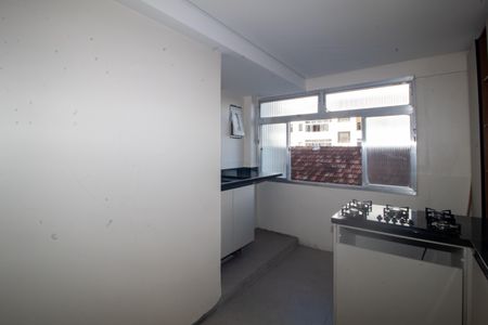 Apartamento à venda com 81m², 2 quartos e sem vaga Apartamento à venda com 81m², 2 quartos e sem vagaCozinha