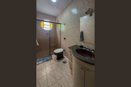 Casa à venda com 240m², 3 quartos e 1 vaga