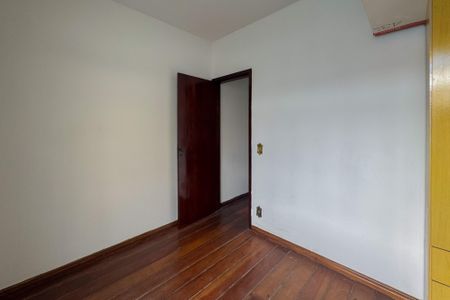 Casa à venda com 240m², 3 quartos e 1 vaga