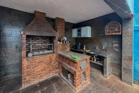 Casa à venda com 240m², 3 quartos e 1 vaga