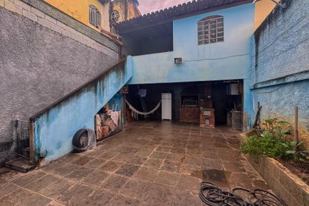 Casa à venda com 240m², 3 quartos e 1 vaga