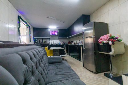 Casa para alugar com 110m², 2 quartos e sem vagaSala e Cozinha
