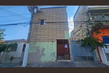 Casa para alugar com 110m², 2 quartos e sem vagaFachada