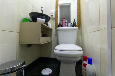 Casa para alugar com 110m², 2 quartos e sem vagaLavabo