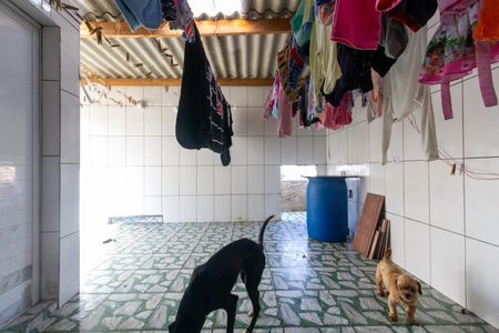 Casa para alugar com 110m², 2 quartos e sem vagaVaranda