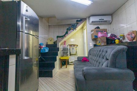Casa para alugar com 110m², 2 quartos e sem vagaSala e Cozinha
