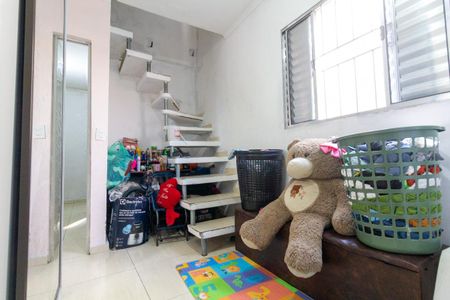 Casa para alugar com 110m², 2 quartos e sem vagaEscritório