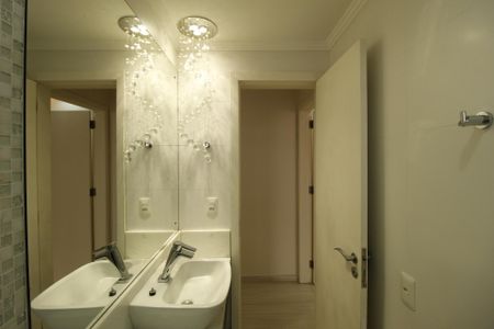 Apartamento à venda com 81m², 2 quartos e 1 vagaBanheiro