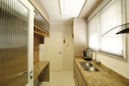 Apartamento à venda com 81m², 2 quartos e 1 vagaCozinha